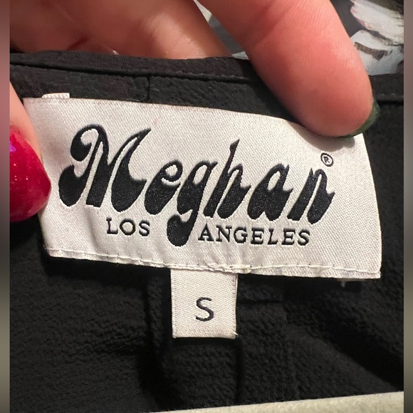 NWT Meghan LA Women’s 70’s Venus Black Maxi Dress with Bell Sleeves Size Small - Picture 9 of 11